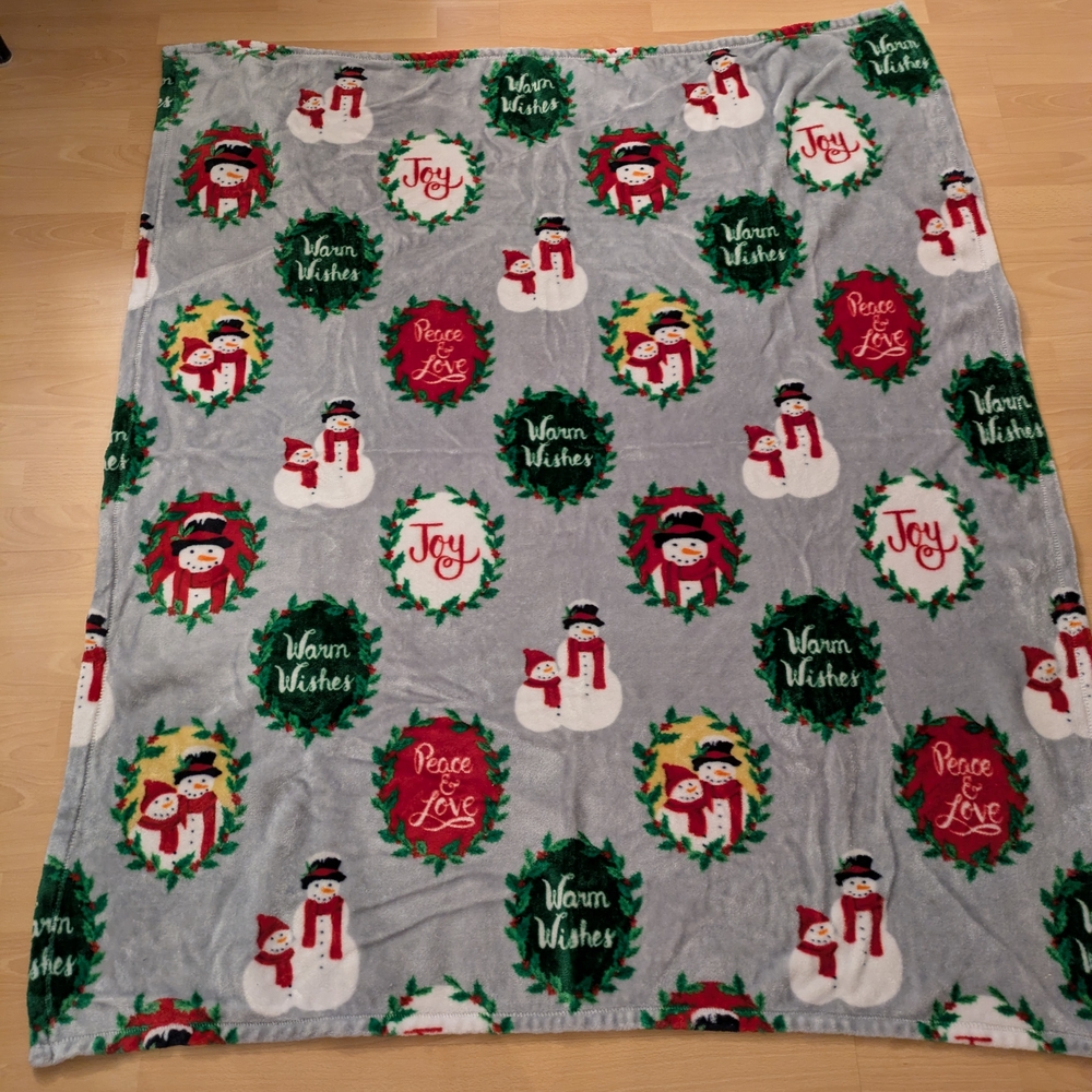 Festive Holiday Blanket with Snowman and Wreath Design